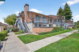 Click for more information on MLS # 41103230 : 15 GLENWOOD More Details about MLS # 41103230 : 15 GLENWOOD