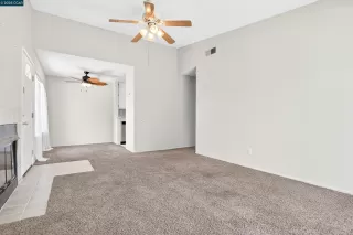 Photo #5: 41103230 Listing 