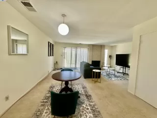 Photo #4: 41103246 Listing 