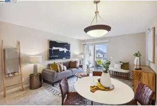 Photo #6: 41103264 Listing