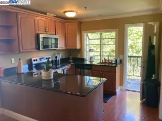 Photo #6: 41103278 Listing 