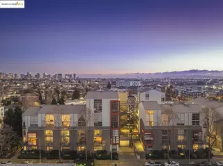 More Details about MLS # 41103290 : 1007 41ST ST # 421