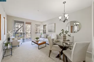 Photo #3: 41103360 Listing