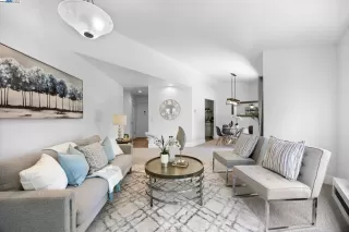 Photo #1: 41103366 Listing 