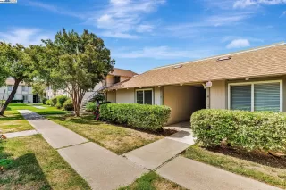 Photo #3: 41103384 Listing