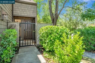 Photo #5: 41103403 Listing