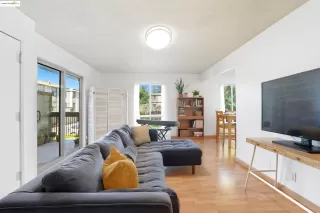 Photo #3: 41103411 Listing 