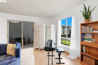 Photo #4: 41103411 Listing 