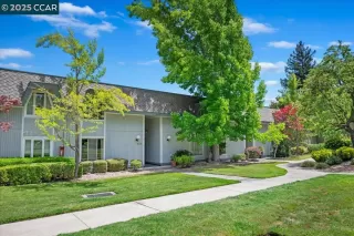 Photo #2: 41103423 Listing