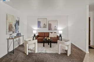 Photo #1: 41103436 Listing