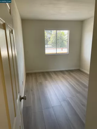 Photo #3: 41103453 Listing 