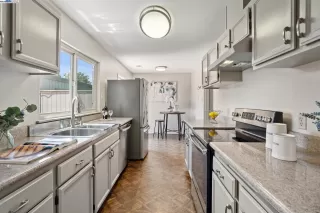 Photo #1: 41103486 Listing