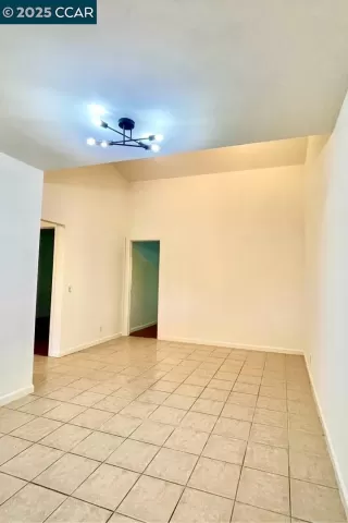 Photo #4: 41103489 Listing 