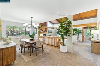 Photo #2: 41103493 Listing