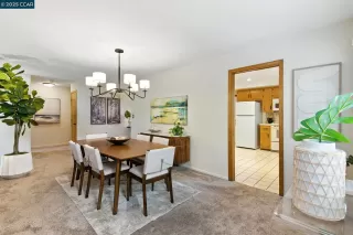 Photo #4: 41103493 Listing