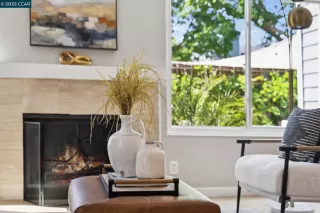 Photo #2: 41103498 Listing