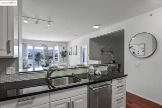 Photo #2: 41103547 Listing