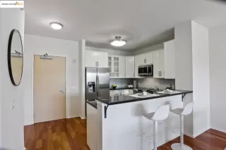 Photo #6: 41103547 Listing