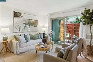 Photo #5: 41103587 Listing