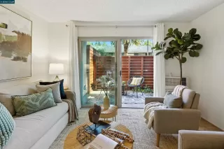 Photo #6: 41103587 Listing