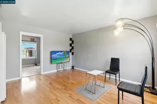 Photo #1: 41103614 Listing 