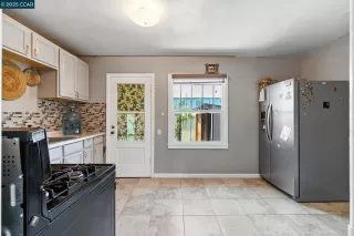 Photo #3: 41103614 Listing 