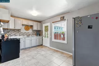 Photo #4: 41103614 Listing 