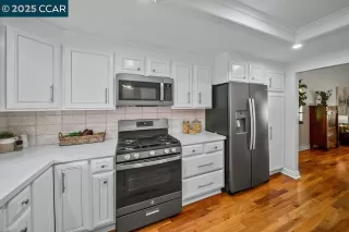 Photo #6: 41103652 Listing 
