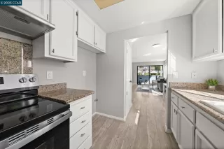 Photo #6: 41103744 Listing