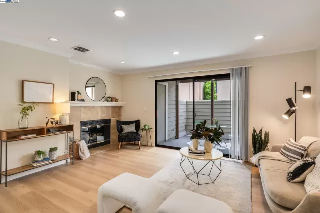 MLS: 41103801 Condo For Sale