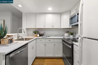 Photo #3: 41103821 Listing