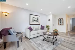 More Details about MLS # 41103841 : 2418 PLEASANT HILL RD. # 5