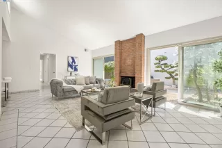 Photo #4: 41103844 Listing 