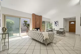 Photo #6: 41103844 Listing 