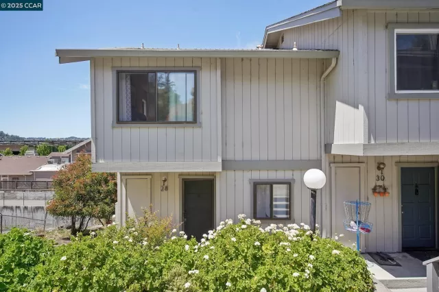 MLS: 41103849 Condo For Sale