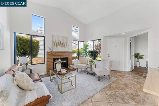 MLS: 41103864 Condo For Sale