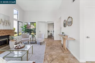 Photo #1: 41103864 Listing