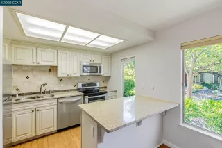 Photo #6: 41103874 Listing