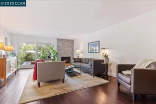 Photo #3: 41103886 Listing