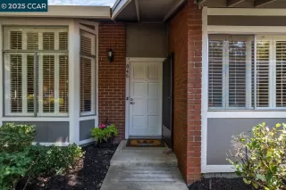 Photo #2: 41103899 Listing