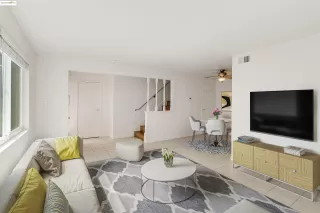 Photo #4: 41103961 Listing