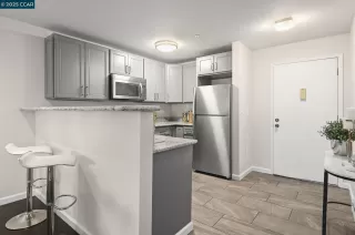 Photo #2: 41103968 Listing