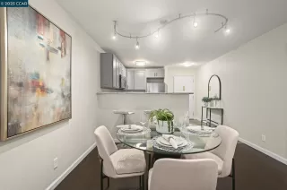 Photo #6: 41103968 Listing