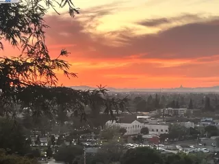 More Details about MLS # 41103979 : 1112 HOLMES WAY