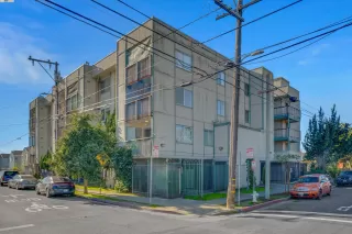 More Details about MLS # 41104063 : 1532 CHANSLOR AVE # A