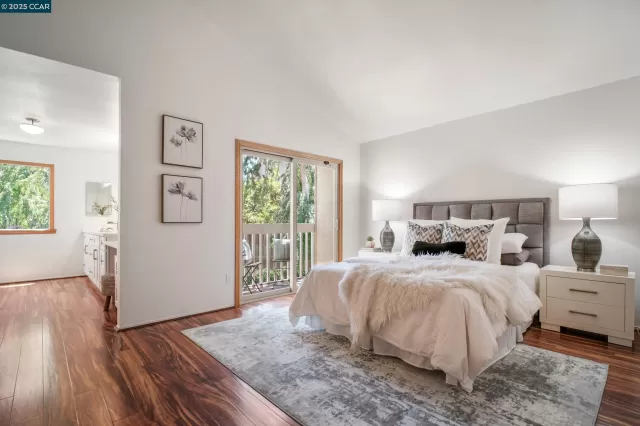 MLS: 41104175 Condo For Sale