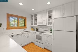 Photo #5: 41104175 Listing