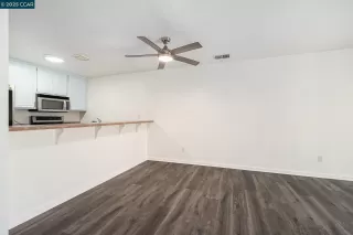 Photo #4: 41104192 Listing