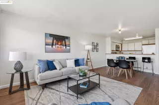 Photo #2: 41104203 Listing 