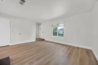 Photo #6: 41104258 Listing 